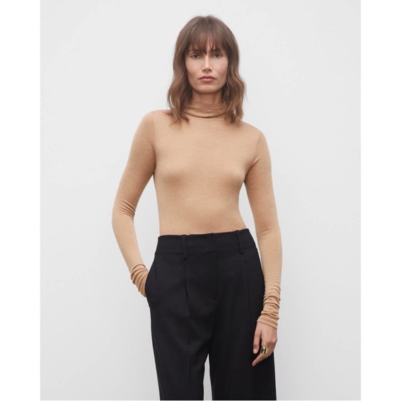 Pristine Club Monaco Camel Heather wool blend JULIE turtleneck Size: Medium - Picture 7 of 11